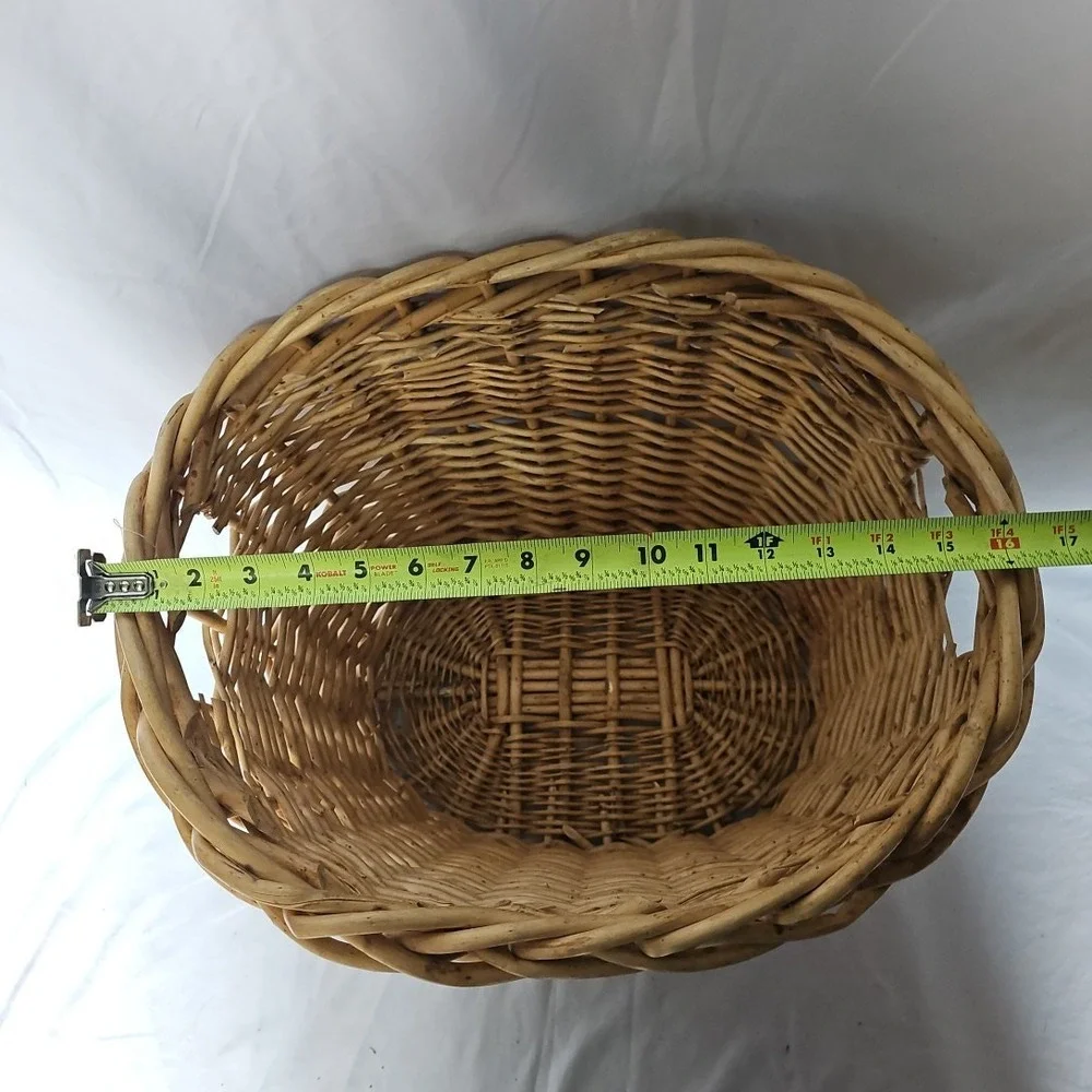 Large Wicker Woven Basket 13x16x14 - Decorative Storage Bin‎ with Handles